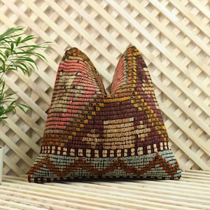 kilim pillow,16*16,vintage,bohemian pillow,turkish,handwoven pillow,throw pillow,accent pillow,home living,home decor,decorative pillow