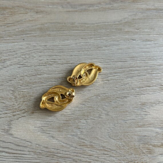 Vintage 80's Gold Cream Knot Earrings - image 3