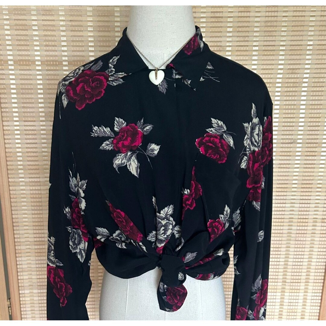Banned Retro Lilly Romantic Roses Blouse Zwart