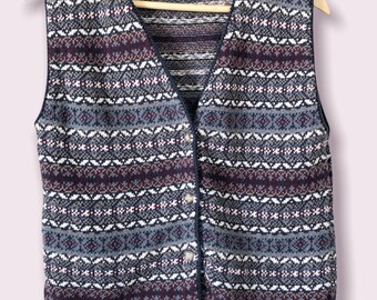 Madger Women's V Neck Sweater Vest Cute Cartoon Dinosaur Print Sleeveless Pullover Y2k Knitted Tank Tops 90s Kawaii Streetwear Madger Women's V Neck Sweater Vest Cute Cartoon Dinosaur Print Sleeveless Pullover Y2k Knitted Tank Tops 90s Kawaii Streetwear