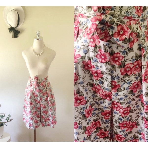 Vintage High Waisted Shorts Floral Culottes Tie Waist