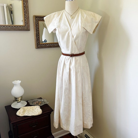 Vintage Cream Romantic Dress Short Sleeve Women's… - image 1