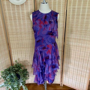 Vintage Seidenkleid Lila Ärmelloses Rüschen Gestufte Kleid Größe 38