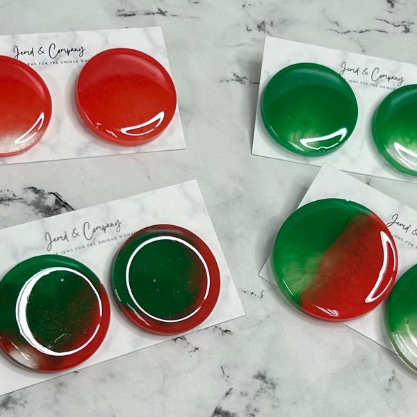 Red and Green Handmade Resin Circle Earrings, Unique Stud Earring, Multi-color Stud, Women Resin Trippy Stud, Simple Stud Earrings.