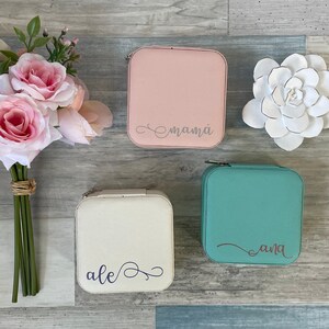 Personalized Jewelry box Bridesmaid gift Women Travel Jewelry Case Gift for women Gift Ideas for Her Birthday gift