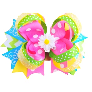 Daisy pink blue green colors interchangeable Layered hair bow  . 4.5 inches Back to school, Birthday girl