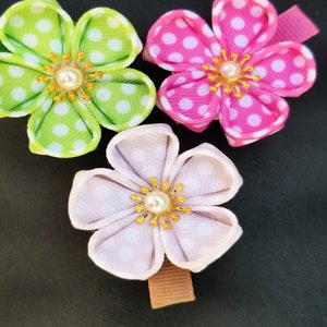 Polkadot Kanzashi Tsumami style cherry blossom flower hair clip/Sakura Hair flower clip Single flower or Set of 3 kimono Yukata  Wedding