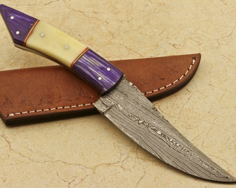 Custom Hand Forged  Damascus Steel knife with beautiful handle