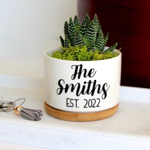housewarming gift, last name planter, wedding planter, succulent planter, personalized planter, personalized plant pot