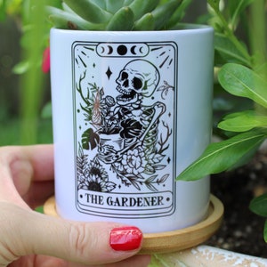 Le jardinier | cadeau de jardinage | de tarot de jardinage | cadeau pour jardinier | cadeau pour amoureux des plantes | dame des plantes | papa plante | papa plante