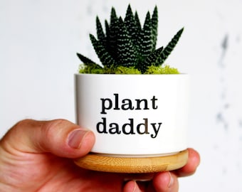 Plant Daddy • Gift for Guy Who Loves Plants • Plant Guy • Plant Dad • Guy With a Green Thumb •.Boho Gift for Guy • Plant Decor • Plant Pride