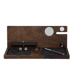Custom engraved wooden Apple dock with personalized name, perfect gift for tech lovers