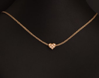 For love: Necklace with a small silver-gold plated heart