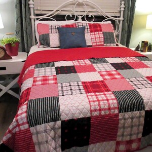 QUILT SET, Mainstays, 92", Patchwork Plaid, Red/White/Blue, Blocks, Festive, Cozy, 2 Shams.