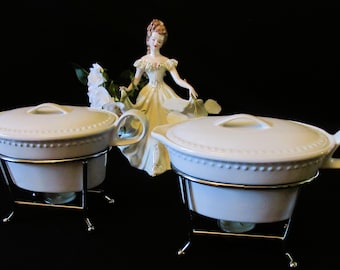 Tabletops Unlimited Professional Gravy Boats, Porcelain, Metal Racks, Oven to Table, Set of 2.