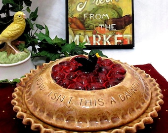 Handmade Strawberry Cheesecake Deep Pie Plate: Blackbird Knob
