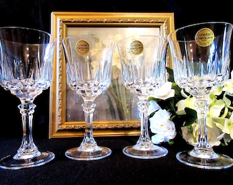 Cristal D'Arques Wine Glasses, 6.25", Avignon, Set of 4