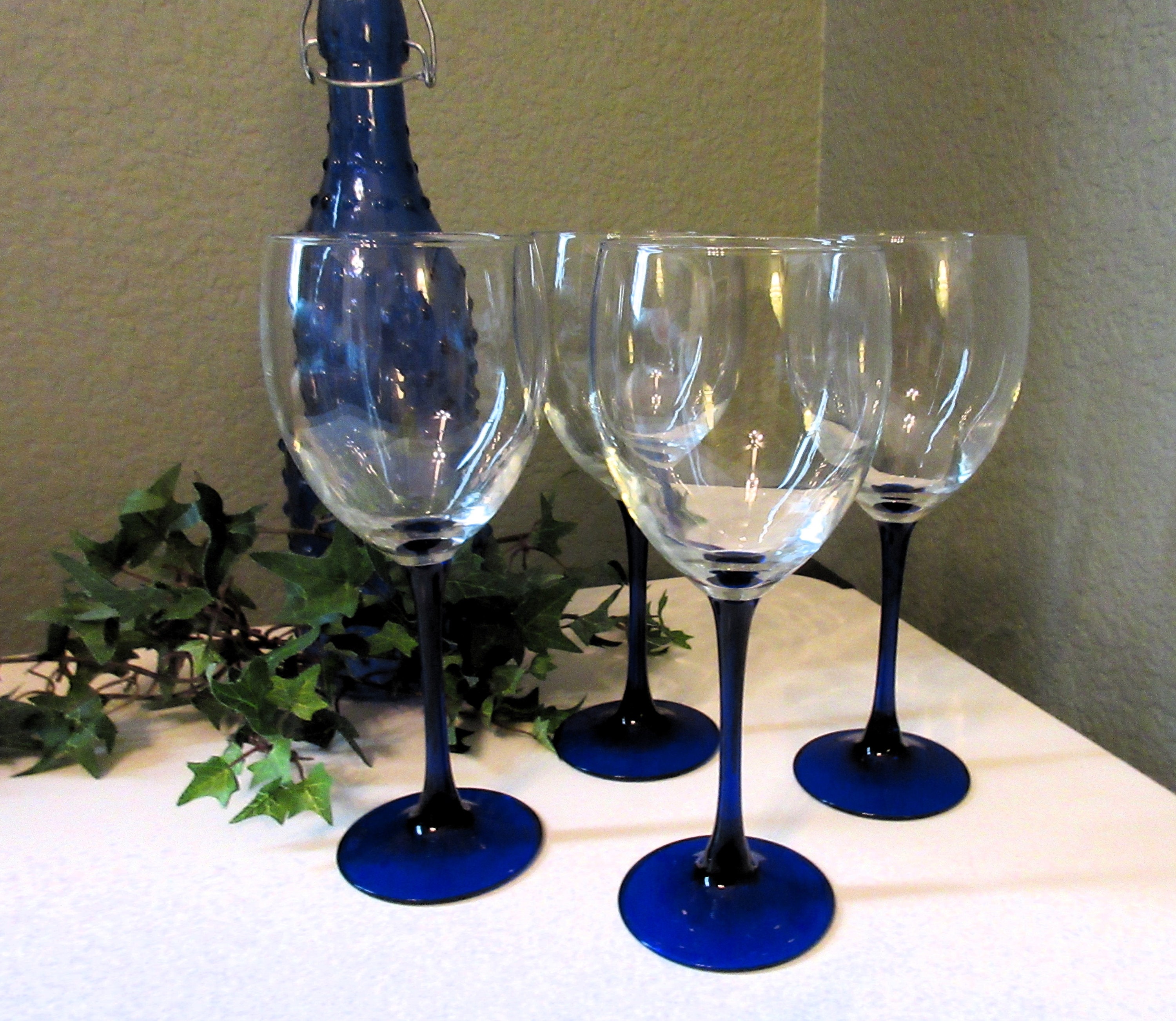 Elixir Glassware Stemless Martini Glasses Set of 4 - Hand Blown Crystal Martini Glasses - Elegant Cocktail Glasses for Bar - 9oz, Clear, Size: One