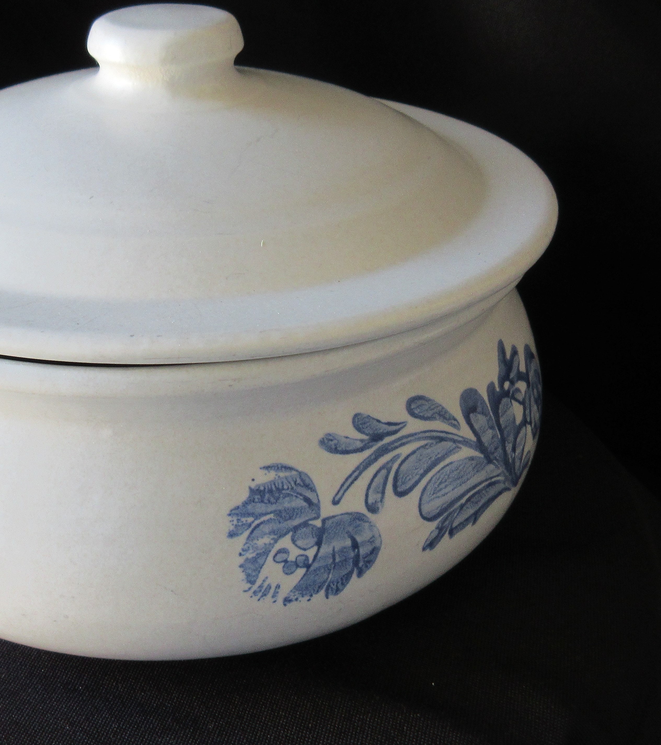 CASSEROLE DISH W/LID Ceramic White Blue Floral Design Etsy