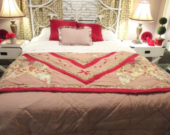 Vintage Patchwork Quilt, Lg Floral Blocks Red and Mauve, Star, Embroidered Flowers, Queen Sz