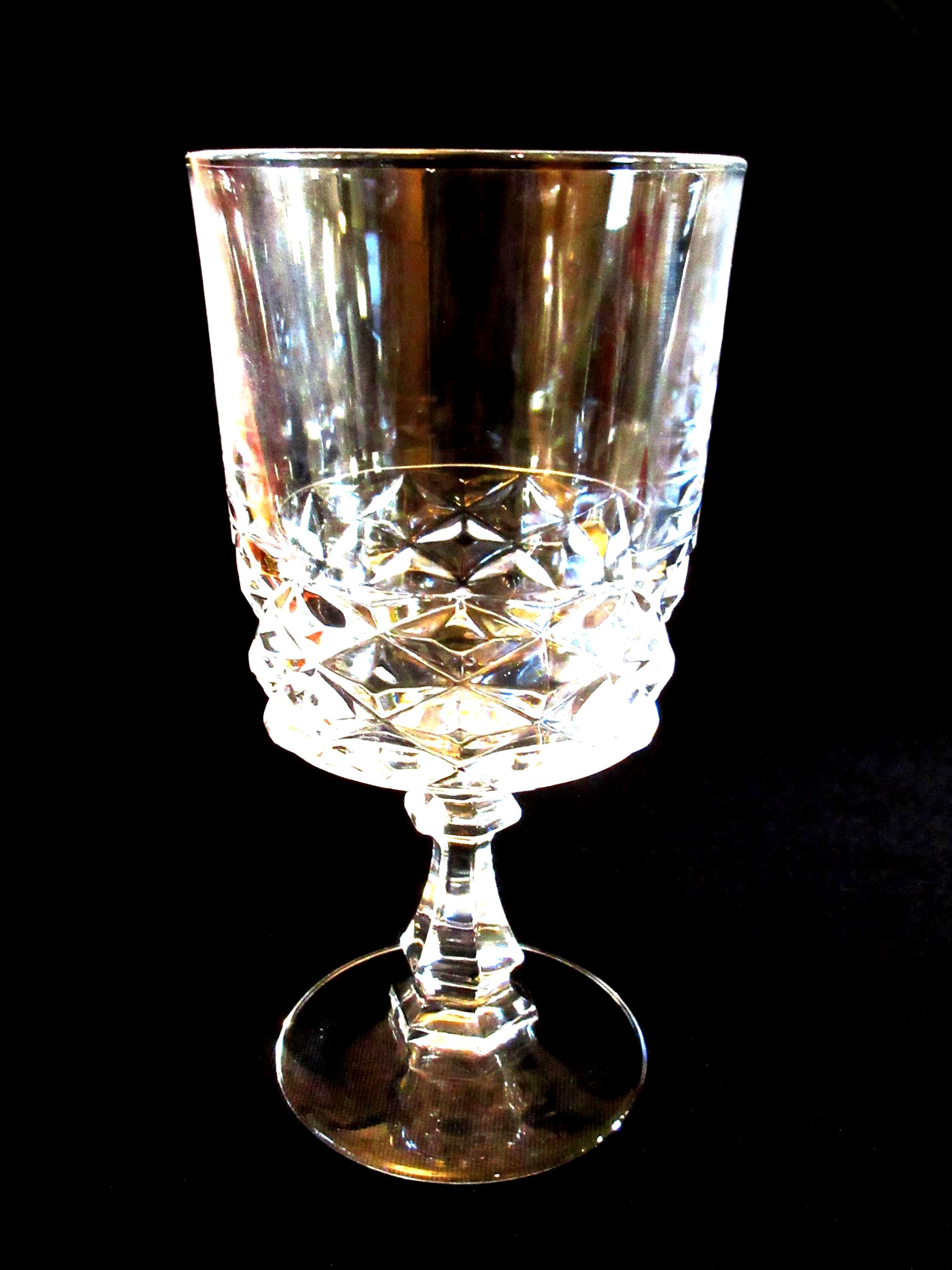 クリスタル・ダルク ワイングラス（5個セット）：ダイヤモンドカット