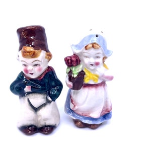Vintage Porcelain Dutch Boy & Girl Salt And Pepper Shaker Japan