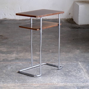 Bauhaus side table, attributed to Thonet