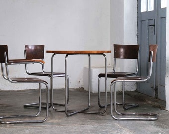 Bauhaus cantilever set with four chairs + table