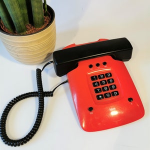 Retro Red Phone ISKRA Eta 855S from  1990s / MoMA Collection / Vintage Telephone / Home Deco / Cable Phone