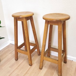 1 of 2 Vintage Wooden Oak Bar Stools / Industrial High Chair for Kitchen Island / Made in Yugoslavia, 1980s / Minimalistic Japandi Bistro