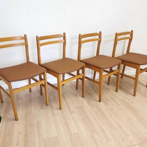 Sedia da pranzo vintage Branko Ursic: legno scandinavo e pelle marrone degli anni &#39;70