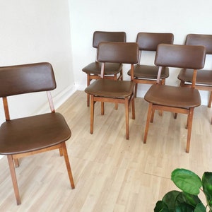 Vintage Wooden Dining Chair: Mid-Century Leather Seat, STOL Kamnik 1970s Yugoslavia