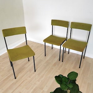 1 of 2 Retro Green Industrial Chair / Type 4080 by Stol Kamnik, Yugoslavia, 1970s / Office Dine Chair / Mid-century Modern Retro Interior