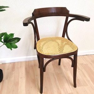 Vintage Wooden Dining Chair with Cane Seat in Thonet Sytle / Mid-century Dine Chair Made with Bentwood Technique / 1970s Interior Irish Pubi