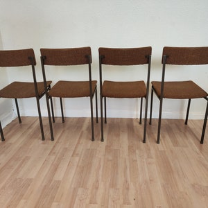 Chaises d'école vintage / Base en métal noir et siège en tissu marron / Chaises de salle à manger rétro des années 1970 par STOL Kamnik, Yougoslavie image 5