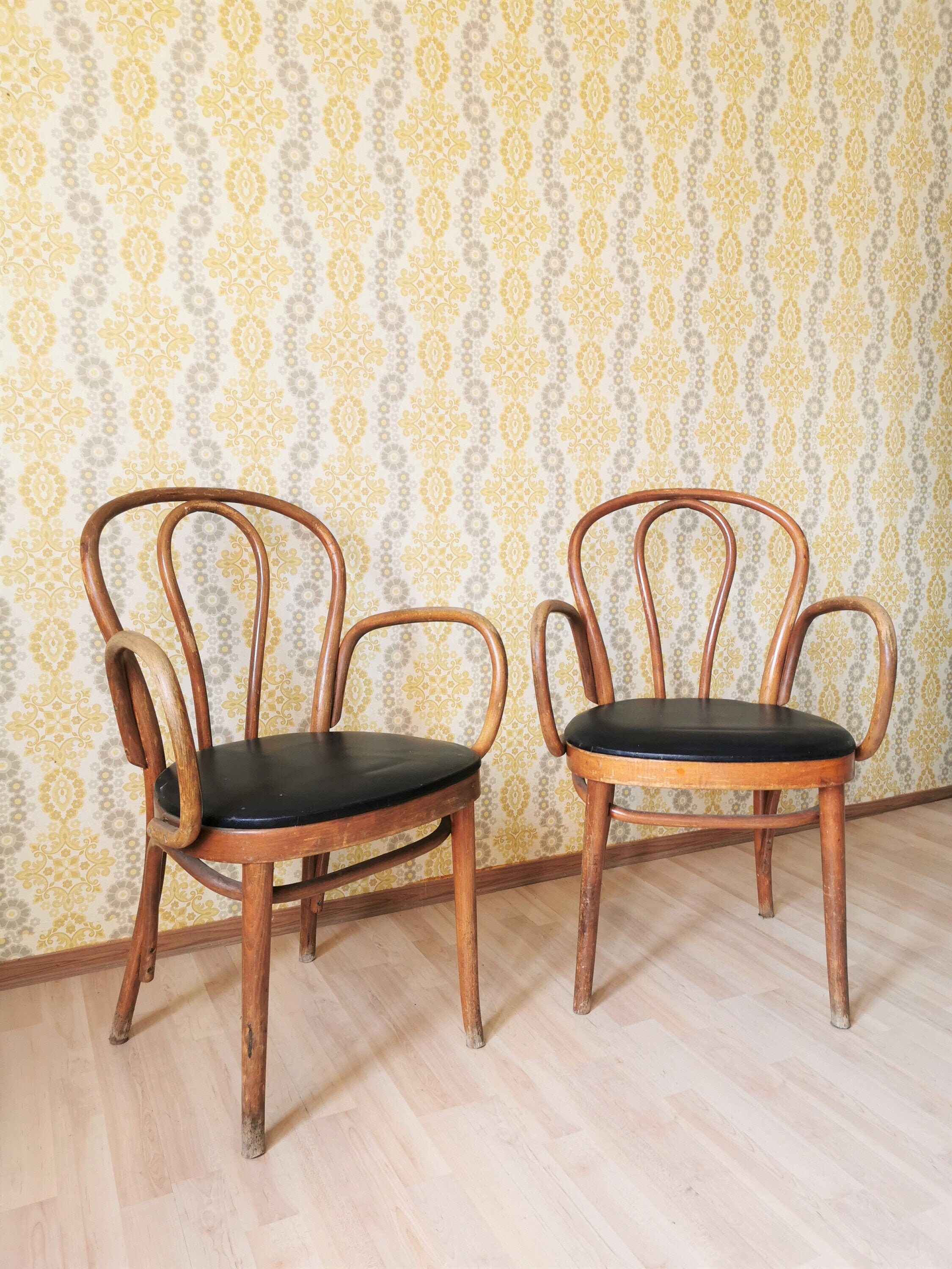 1 of 4 Vintage THONET Bentwood Armchairs / Made by Stol Kamnik Yugoslavia in 1970s / Dining Chair / Wood Leather Sky / Mid-century Chairs