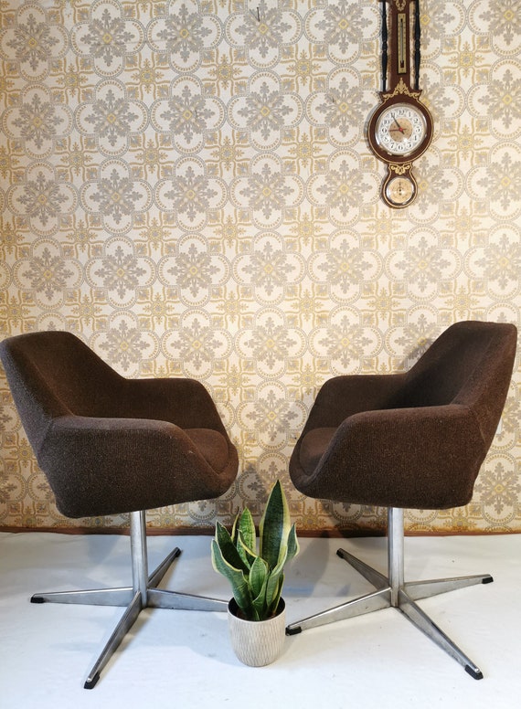 1 of 2 Mid century Office Egg Chair Retro Spinning Industrial