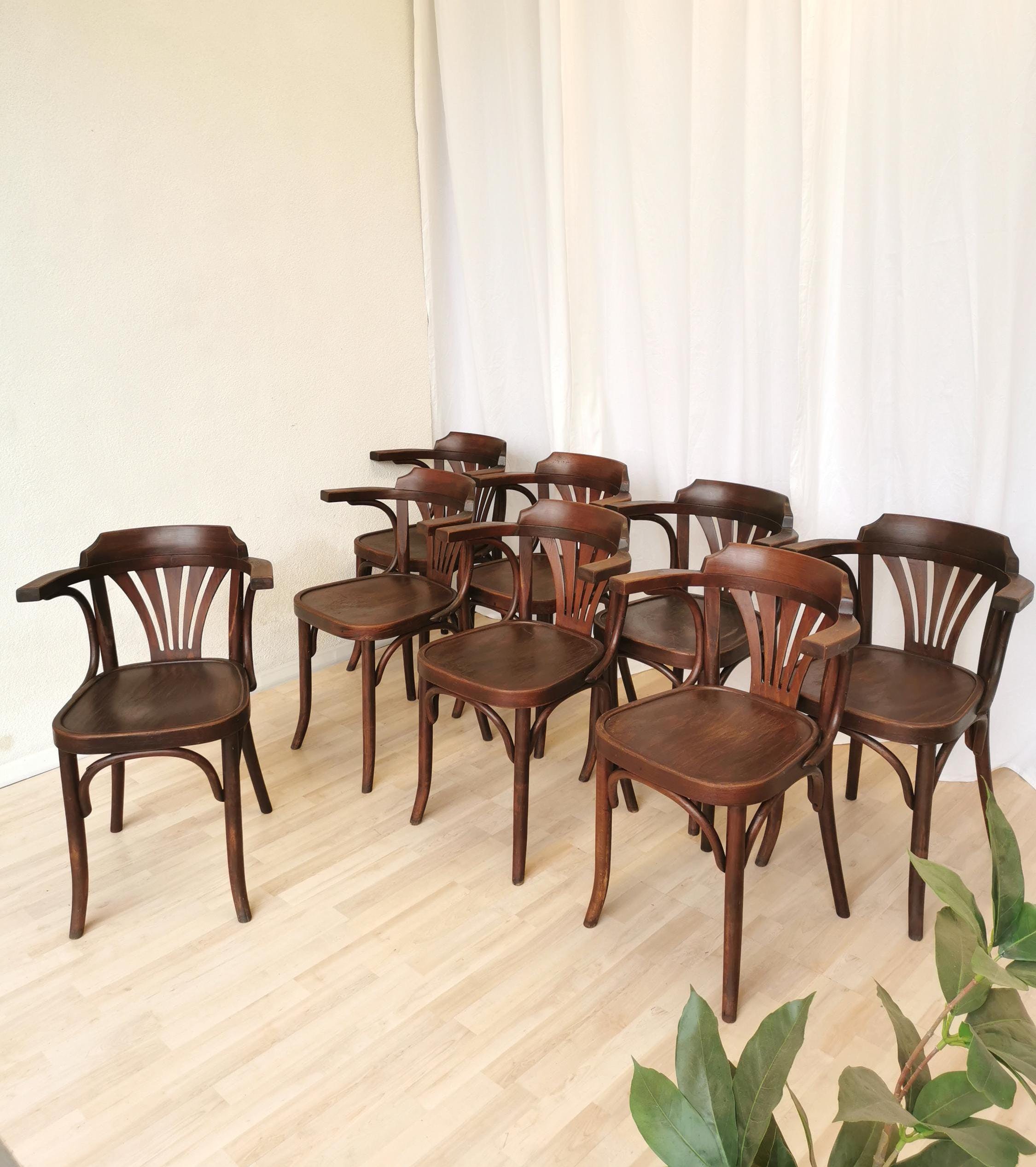 椅子 Thonet Bentwood Chair No 9 Bentwood armchair by Thonet – flux space