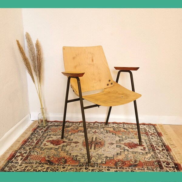 Silla de concha de madera vintage fabricada en Yugoslavia por Stol Kamnik en la década de 1970/Icónica silla de oficina Lupina de mediados de siglo diseñada por Niko Kralj