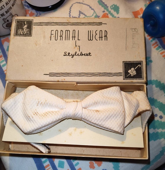 Formal Wear By Style Best 1930s White Bow Tie in … - image 4