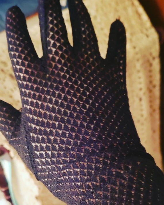 1950s Black Fishnet Opera Gloves.Medium sized 195… - image 1