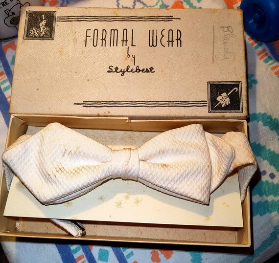 Formal Wear By Style Best 1930s White Bow Tie in … - image 9