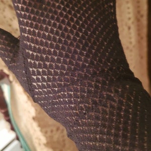 1950s Black Fishnet Opera Gloves.Medium sized 1950s Black Ladies Gloves.All Season's Gloves. image 2