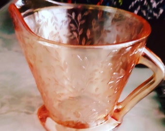 Depression Era Peach Lustreware.Etched Glass Peach Creamer.In Excellent Condition.Carnival Glass.