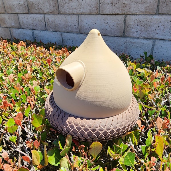 Eco-Friendly Acorn Birdhouse | Vibrant PLA Plastic | Handmade 3D Print | Personalize Your Palette