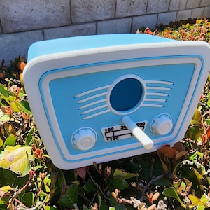 Birdhouse Vintage Cartoon Radio House | PLA Plastic | 3d Printed | Colorful | Options