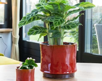 Handmade Red Glazed Plant Pot: Nolan Retro Planter, multiple sizes, d7-d24cm, cracked design