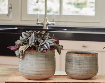 Iris Handmade Mint Green Ceramic Planter: Modern Indoor Plant Pot, multiple sizes