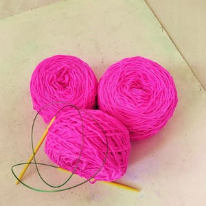 Filato rosa neon