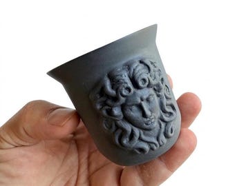 MEDUSA - Taza de espresso de porcelana hecha a mano / Colección de mitología griega